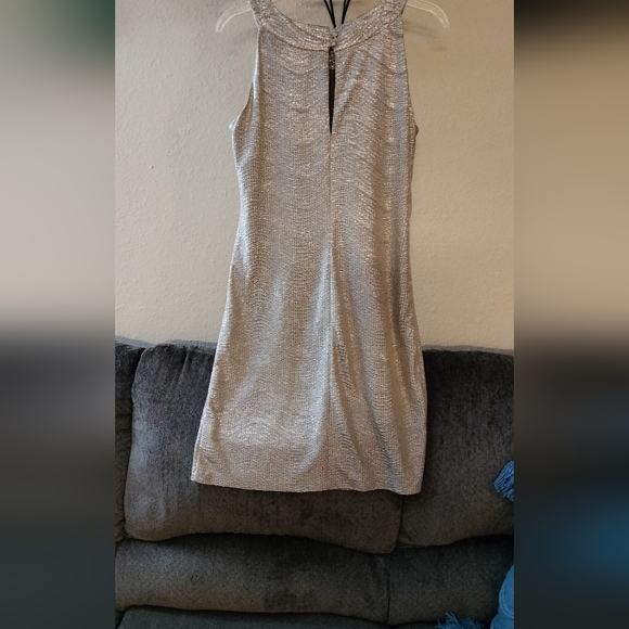 Max & Cleo Gold Dress 100% Polyester Size 6 - Picture 3 of 7